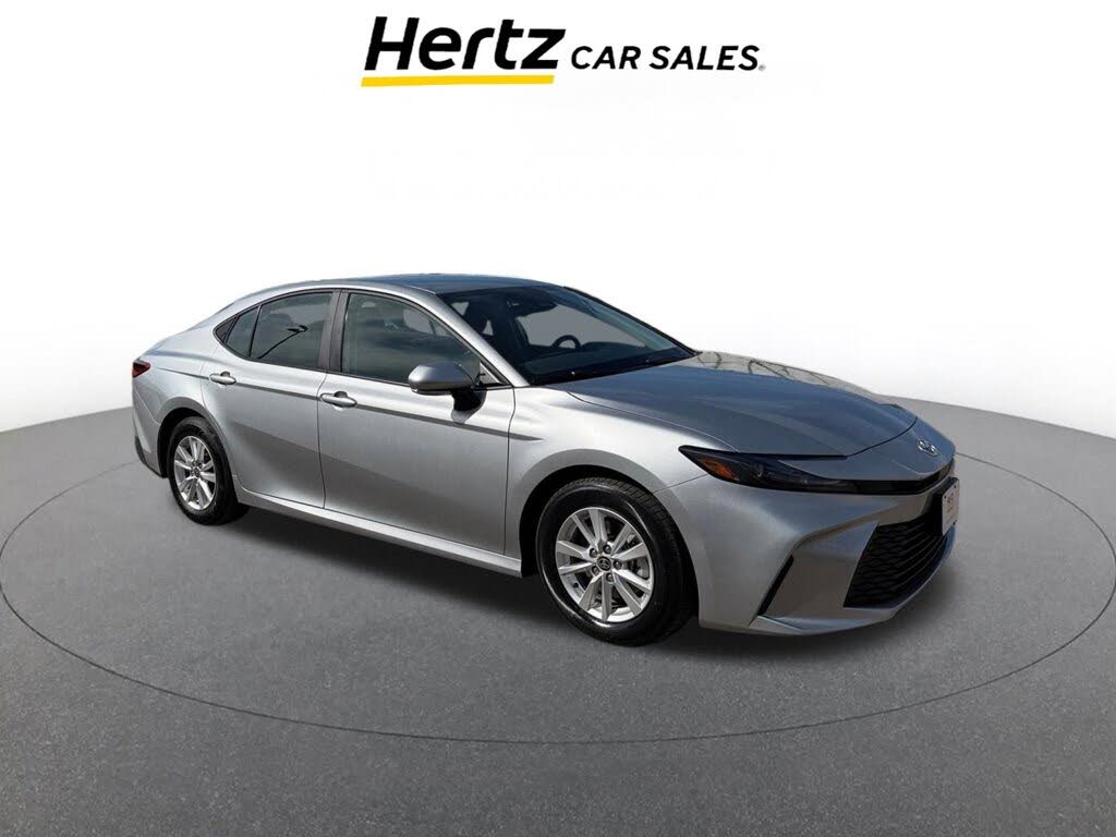 2025 Toyota Camry LE FWD