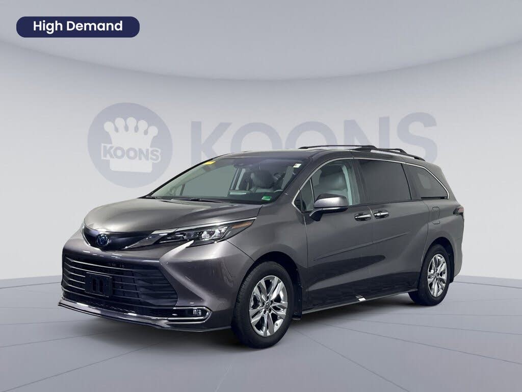 2024 Toyota Sienna XLE 7-Passenger AWD
