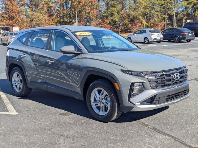 2025 Hyundai Tucson SE FWD