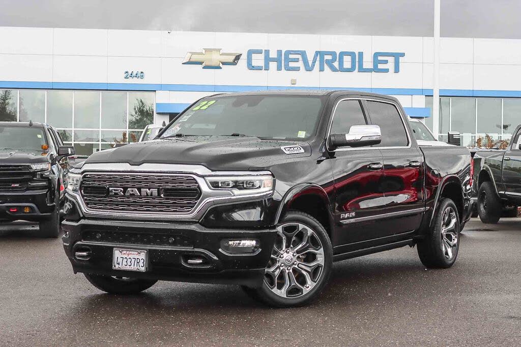 2022 RAM 1500 Limited Crew Cab 4WD