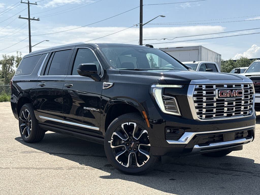 2025 GMC Yukon XL Denali 4WD
