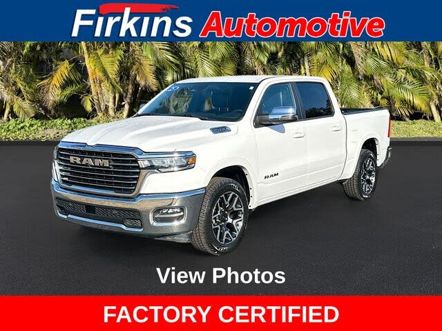 2025 RAM 1500 Laramie Crew Cab 4WD