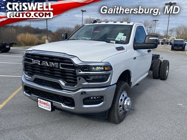 2026 RAM 3500 Chassis Tradesman Regular Cab LB DRW RWD