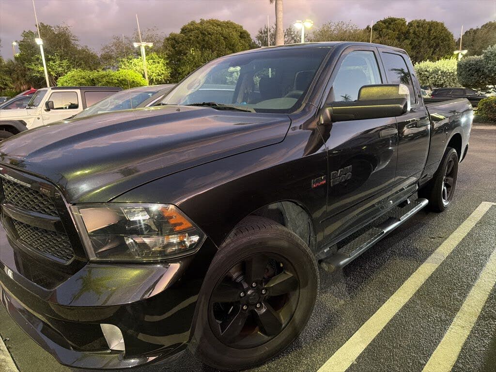 2018 RAM 1500 Express Quad Cab 4WD