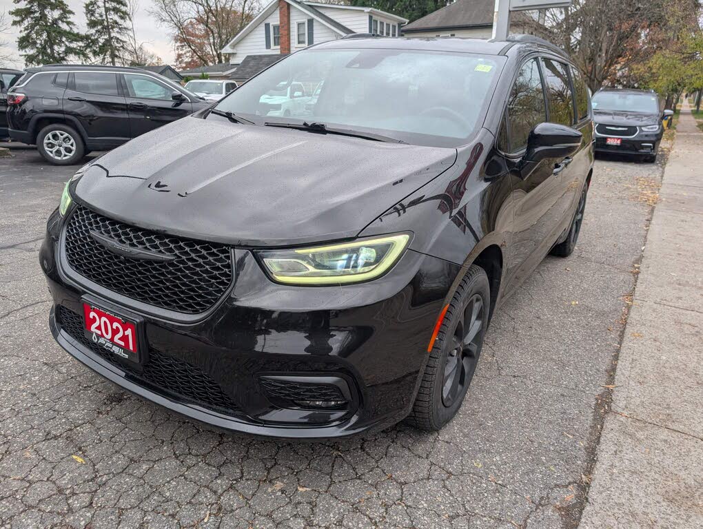 2021 Chrysler Pacifica Touring L AWD