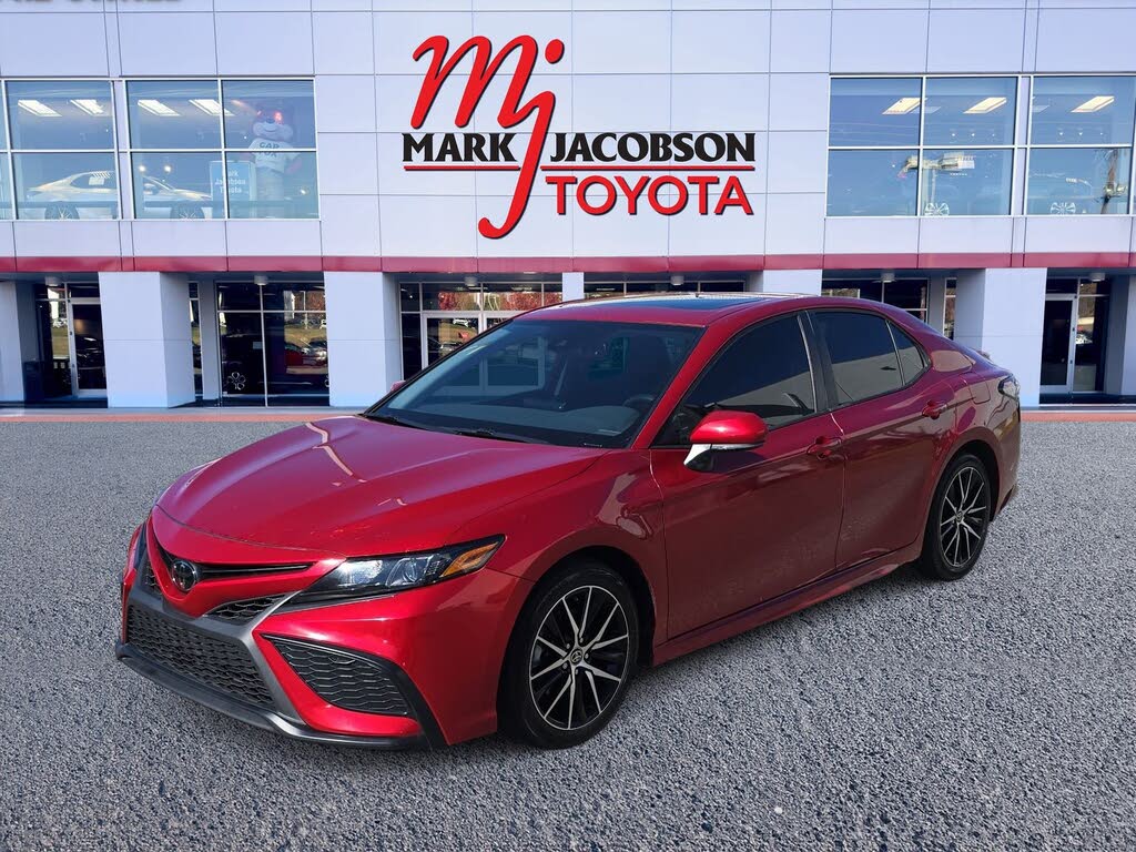 2023 Toyota Camry SE FWD
