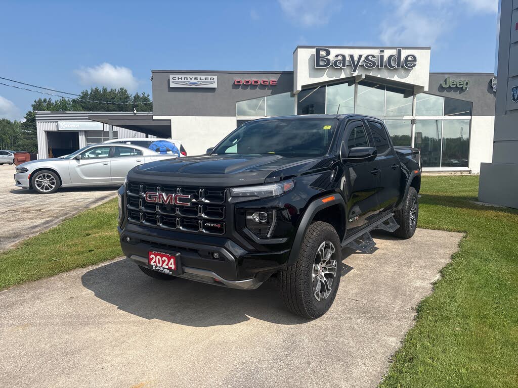 GMC Canyon AT4 Crew Cab 4WD 2024