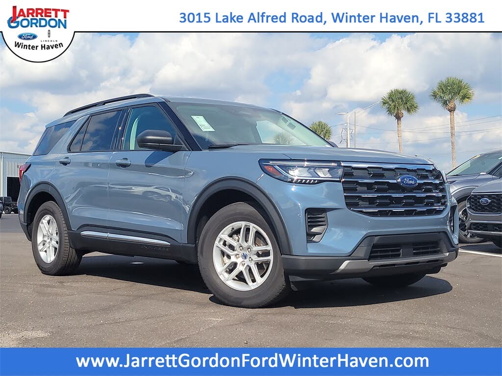 2025 Ford Explorer Active RWD
