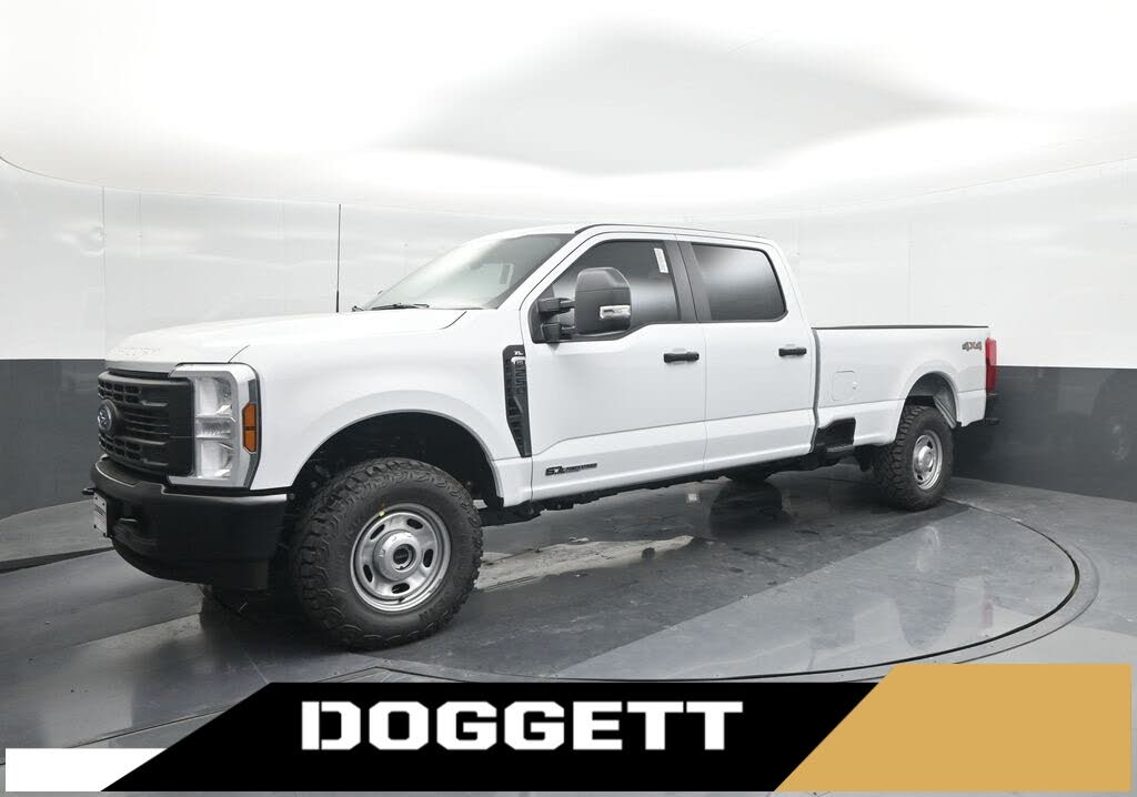 2025 Ford F-250 Super Duty XL Crew Cab 4WD