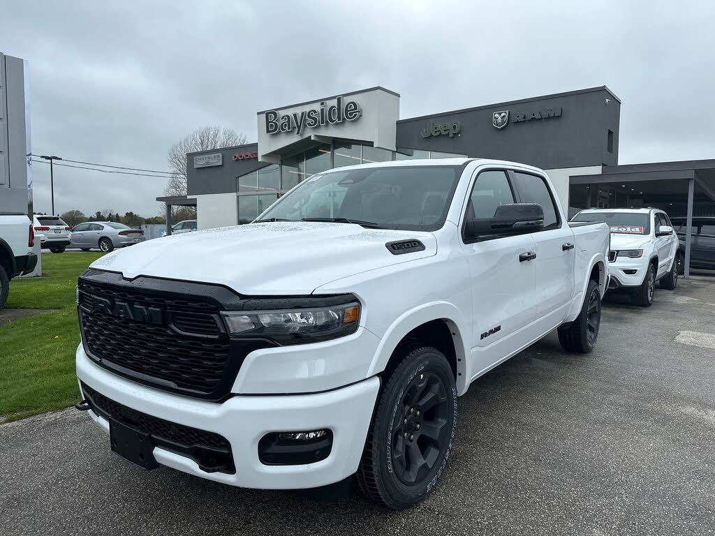 2025 RAM 1500 Big Horn Crew Cab 4WD
