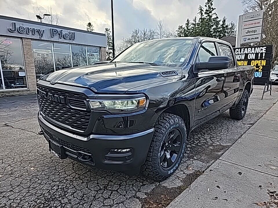 2025 RAM 1500 Tradesman Crew Cab 4WD