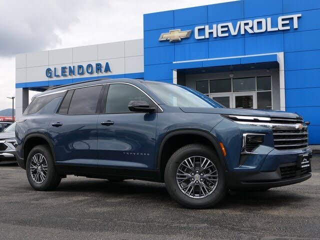 2026 Chevrolet Traverse LT FWD