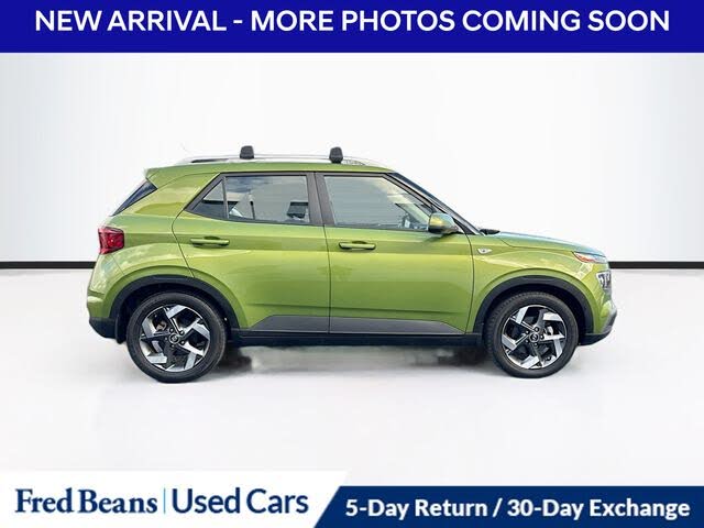 2023 Hyundai Venue SEL FWD