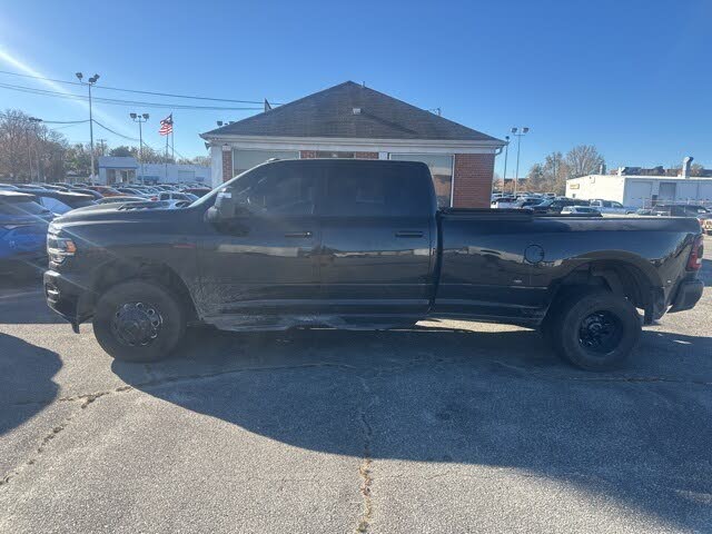 2023 RAM 3500 Laramie Crew Cab LB DRW 4WD