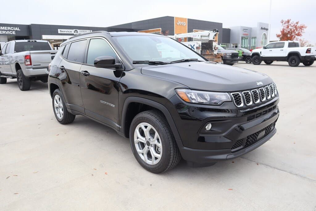 2026 Jeep Compass Latitude 4WD