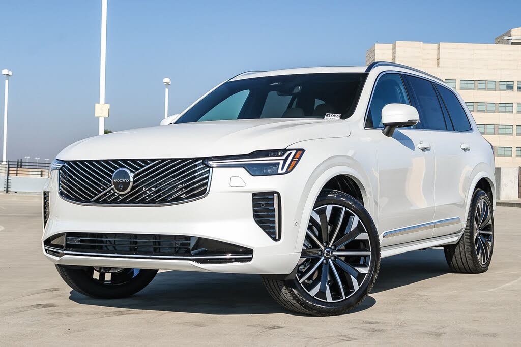 2026 Volvo XC90 B6 Ultra 7-Passenger AWD