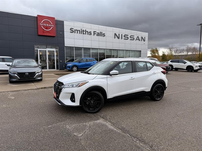 2023 Nissan Kicks SV FWD