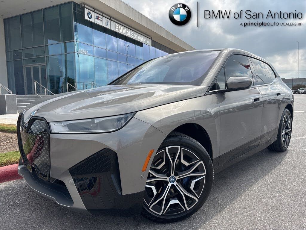 2025 BMW iX xDrive50 AWD