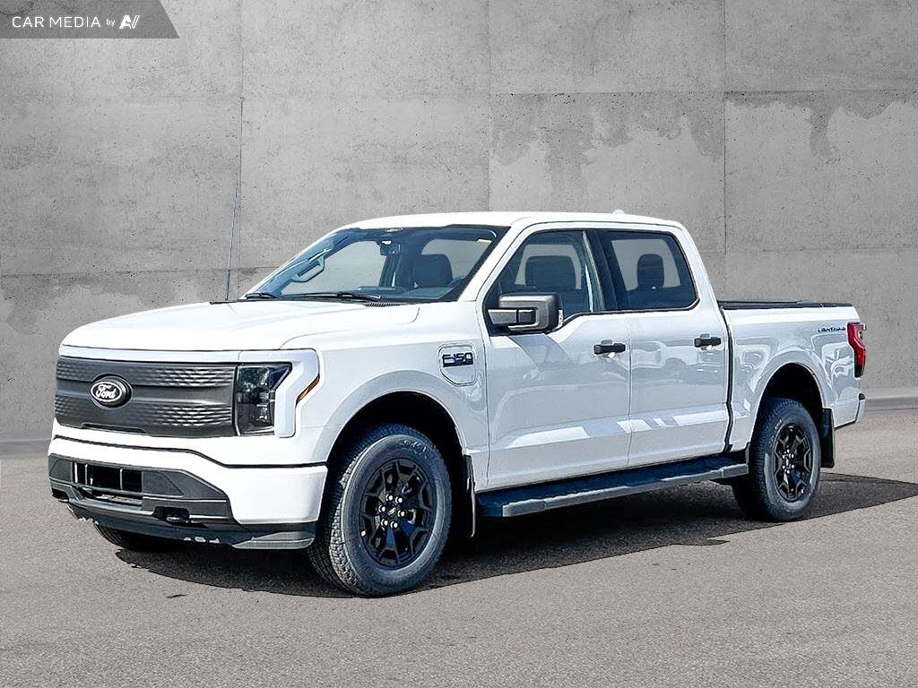 Ford F-150 Lightning XLT SuperCrew AWD 2025