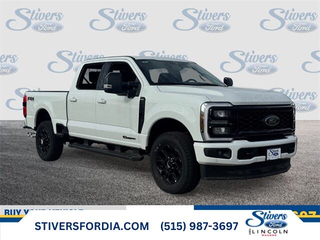 2025 Ford F-250 Super Duty Lariat Crew Cab 4WD