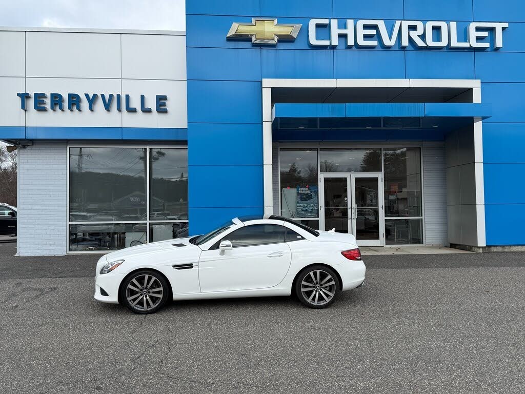 2020 Mercedes-Benz SLC 300 RWD