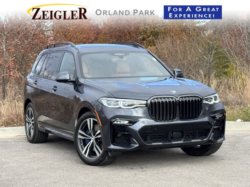 2022 BMW X7 M50i AWD