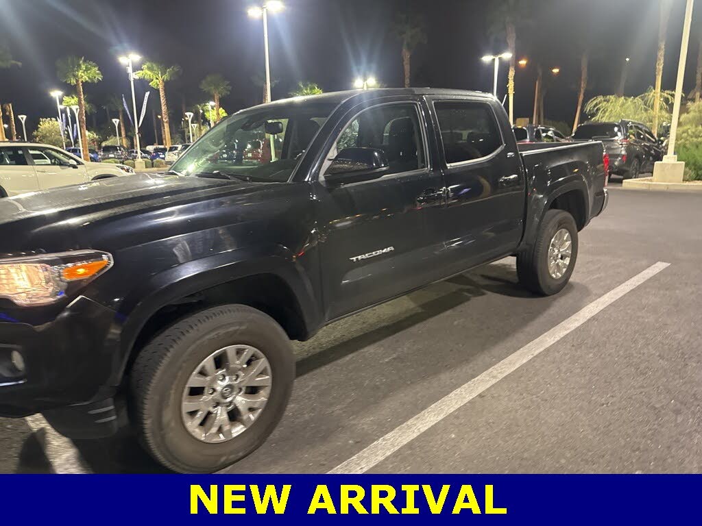 2022 Toyota Tacoma SR5 V6 Double Cab 4WD
