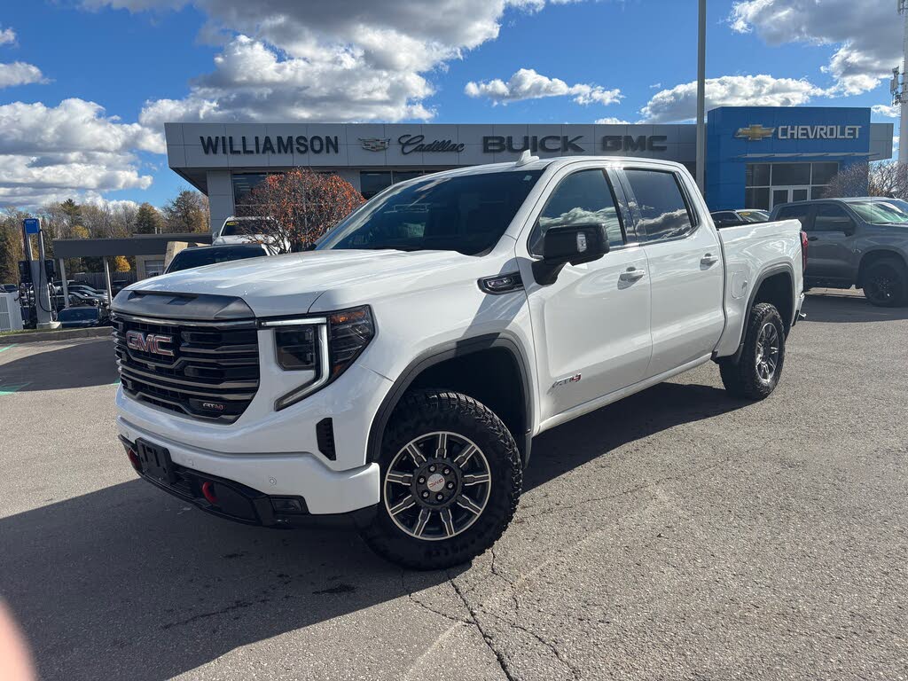 2024 GMC Sierra 1500 AT4 Crew Cab 4WD