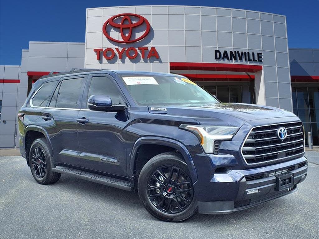 2024 Toyota Sequoia SR5 4WD