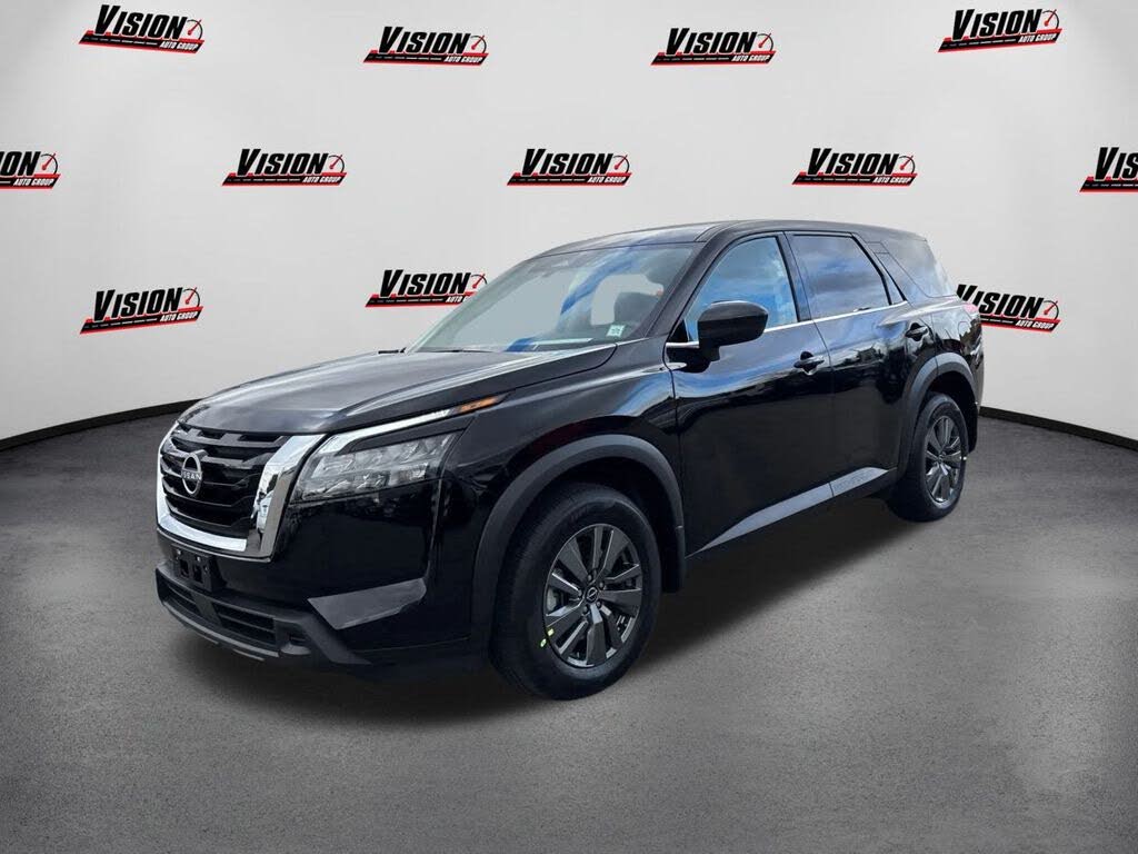 2025 Nissan Pathfinder S 4WD