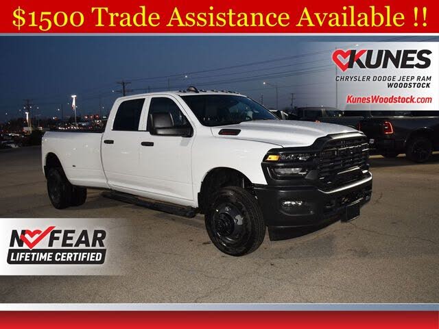 2026 RAM 3500 Tradesman Crew Cab LB DRW 4WD