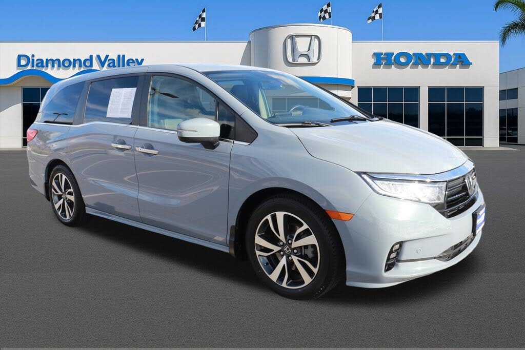 2023 Honda Odyssey Touring FWD