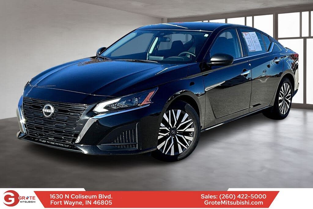 2024 Nissan Altima 2.5 SV FWD