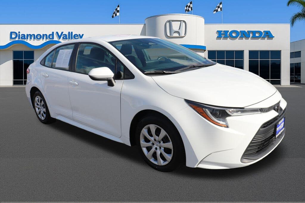 2024 Toyota Corolla LE FWD