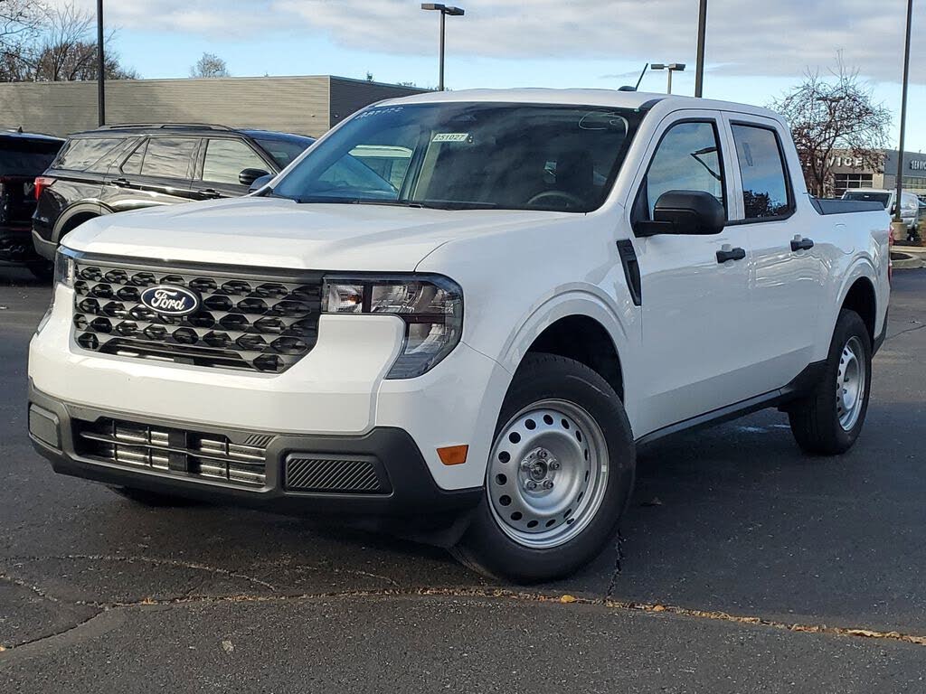 2025 Ford Maverick XL SuperCrew FWD