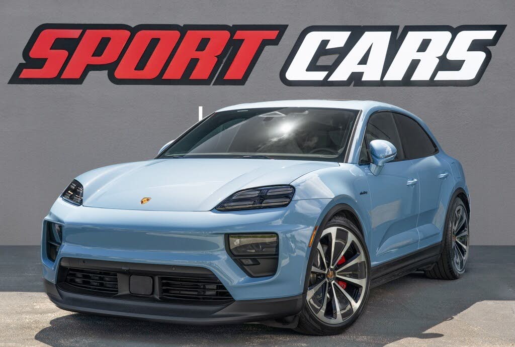 2025 Porsche Macan AWD