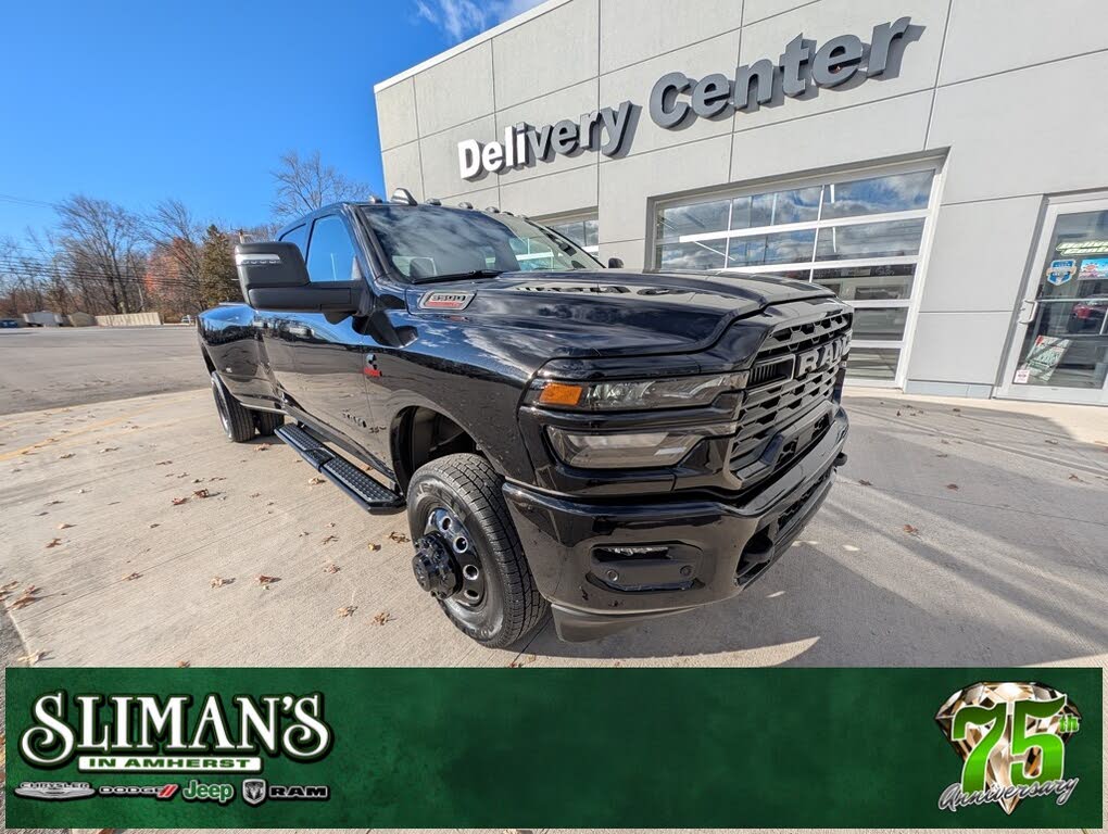 2026 RAM 3500 Big Horn Crew Cab LB DRW 4WD