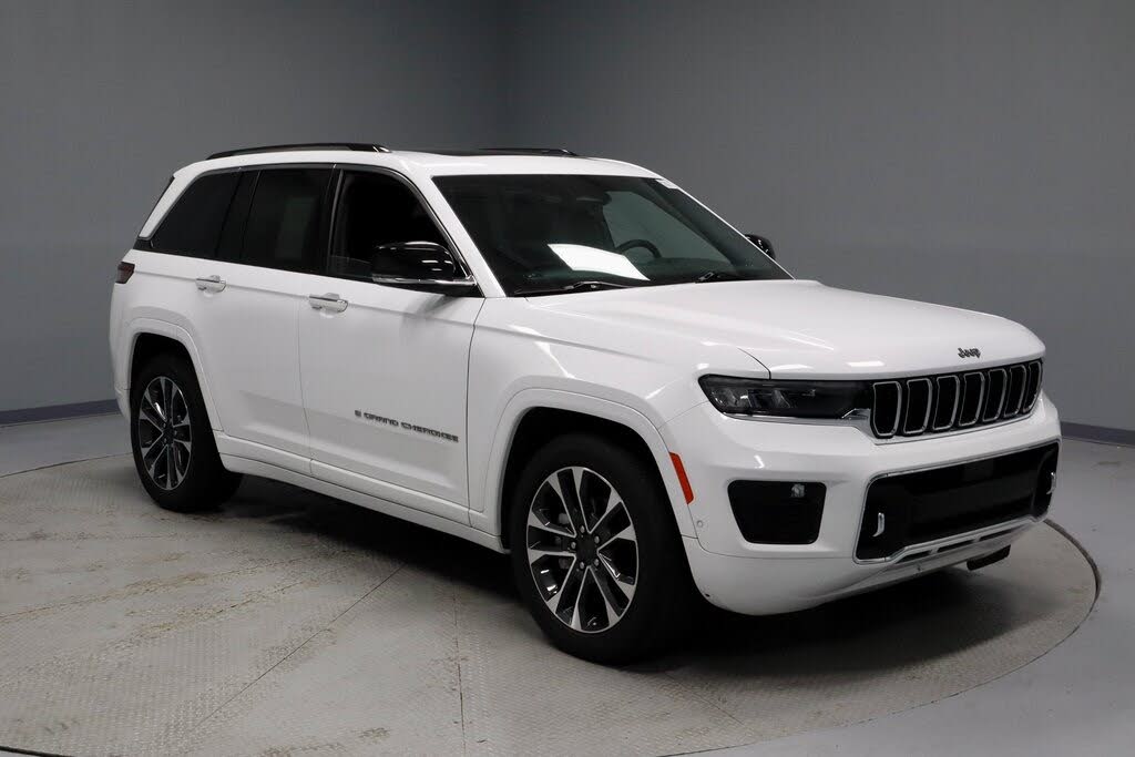 2022 Jeep Grand Cherokee Overland 4WD