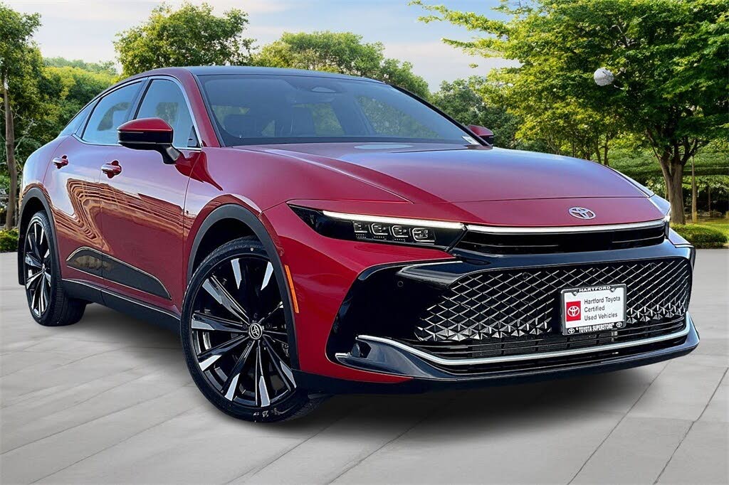 2023 Toyota Crown Platinum AWD