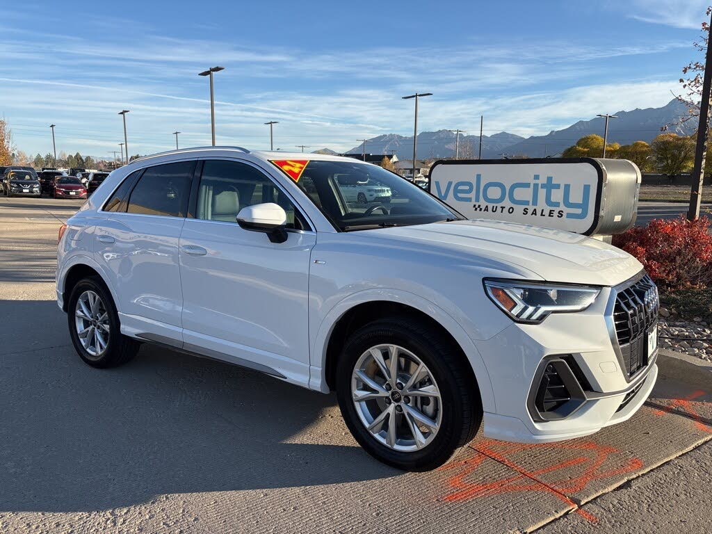 2024 Audi Q3 quattro Premium S Line 45 TFSI