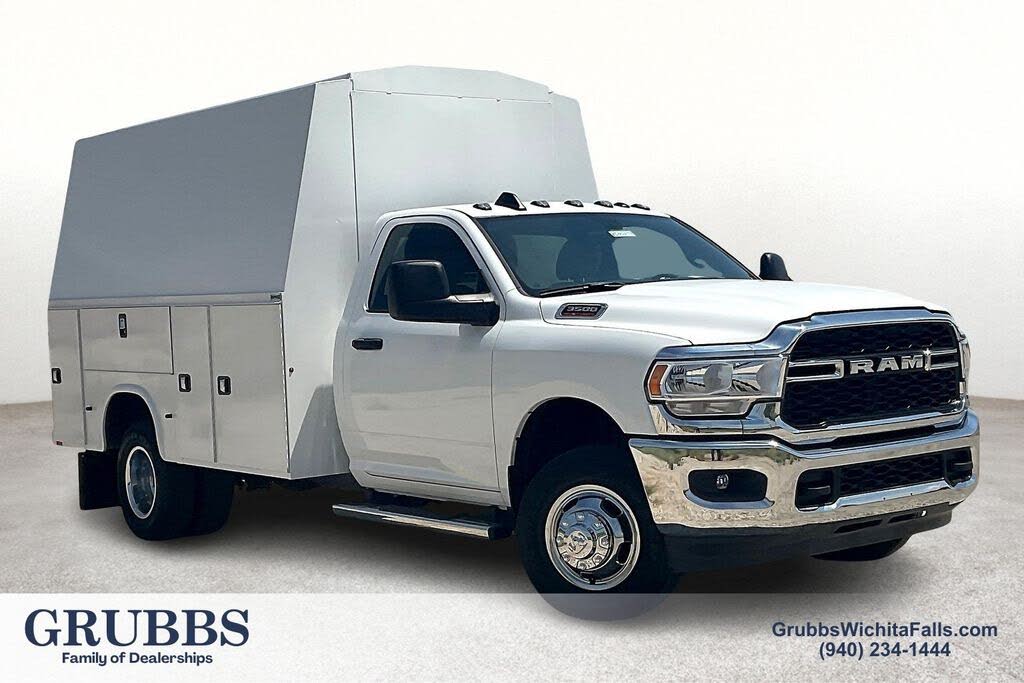2024 RAM 3500 Chassis Tradesman Regular Cab LB DRW 4WD