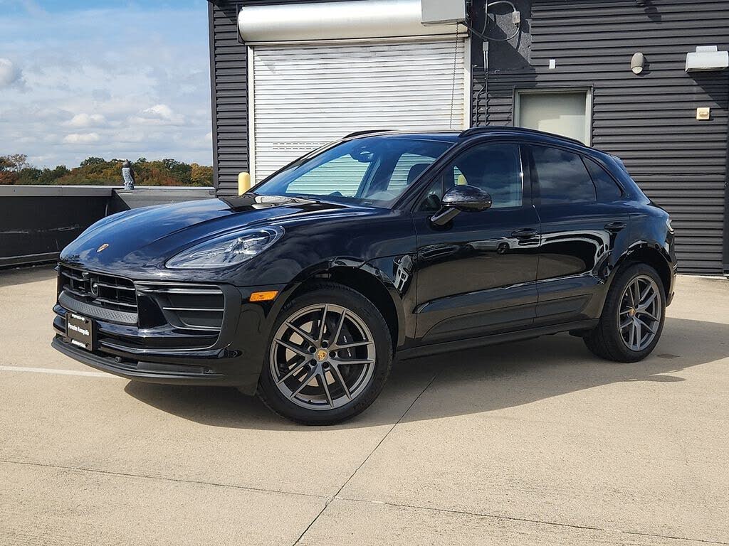 2025 Porsche Macan