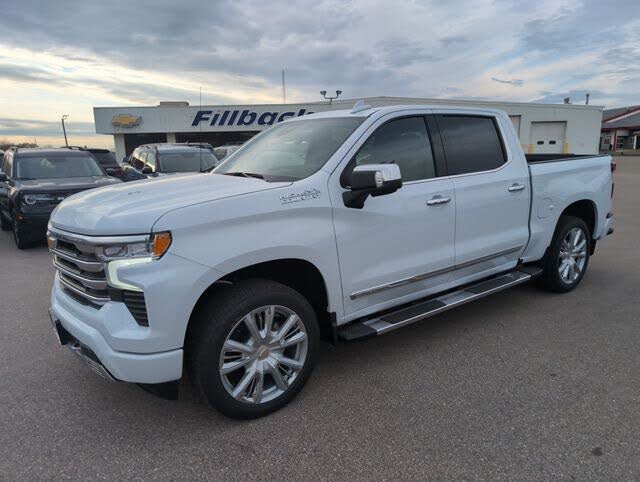 2026 Chevrolet Silverado 1500 High Country Crew Cab 4WD