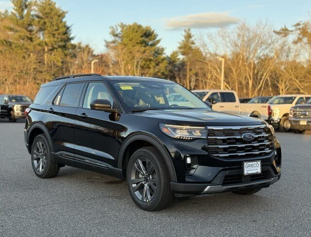 2026 Ford Explorer Active AWD