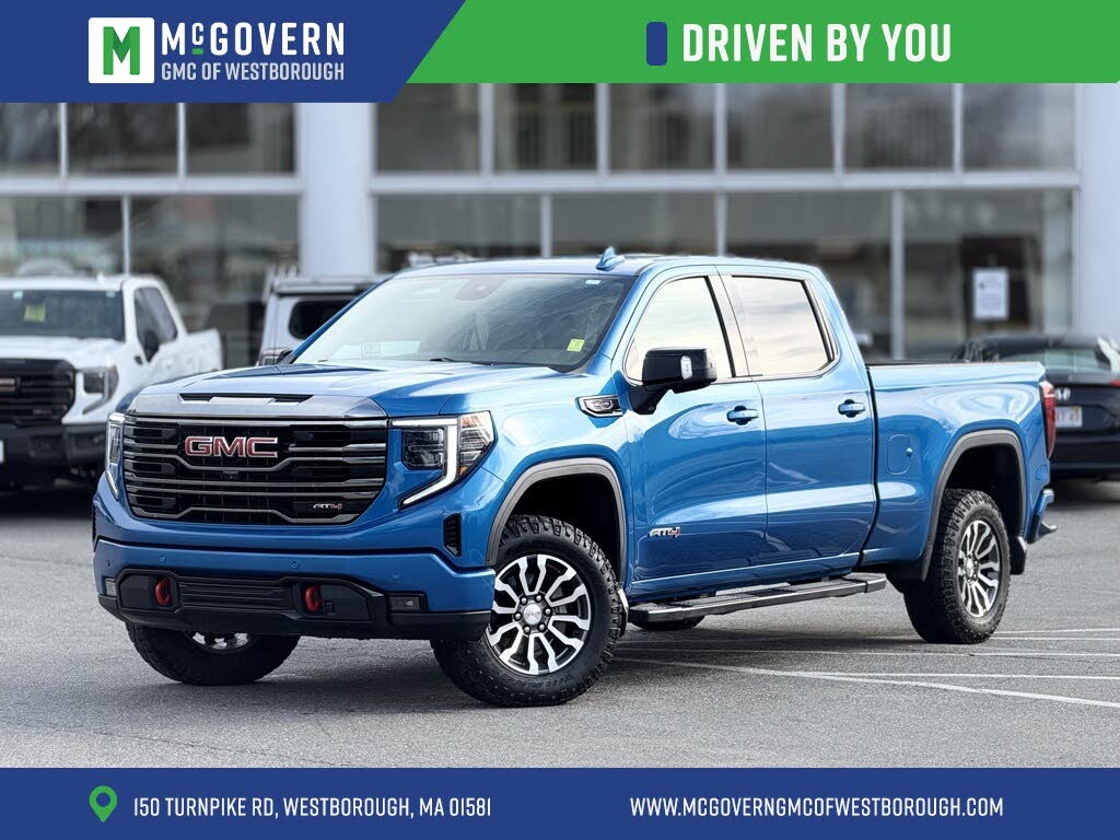 2023 GMC Sierra 1500 AT4 Crew Cab 4WD