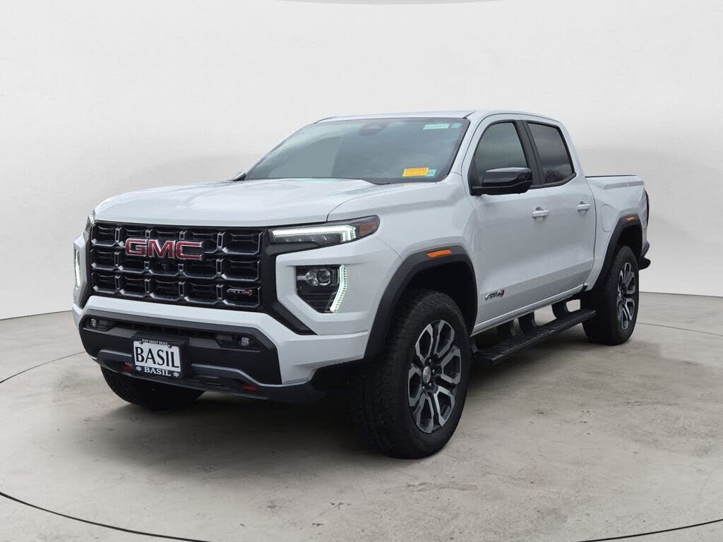 2024 GMC Canyon AT4 Crew Cab 4WD