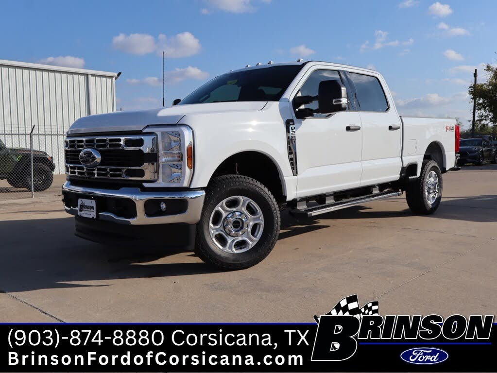 2026 Ford F-250 Super Duty XLT Crew Cab 4WD