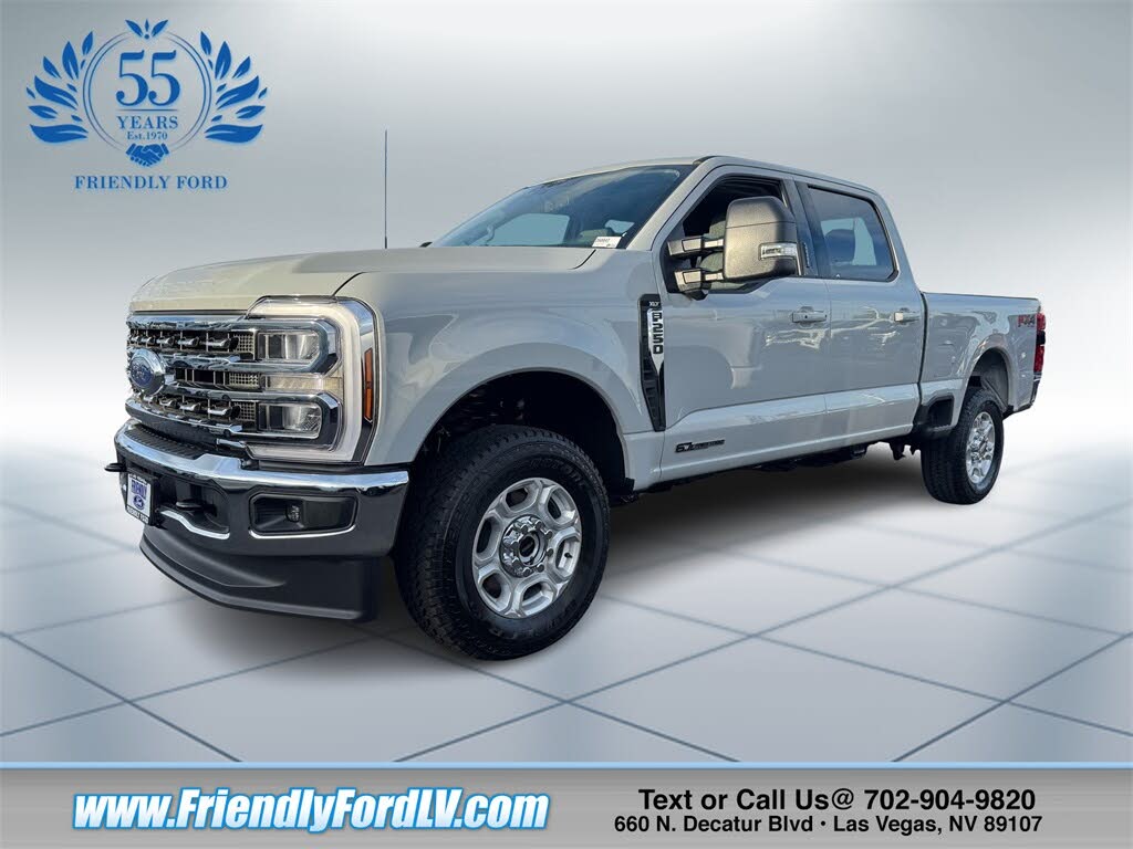 2026 Ford F-250 Super Duty XLT Crew Cab 4WD