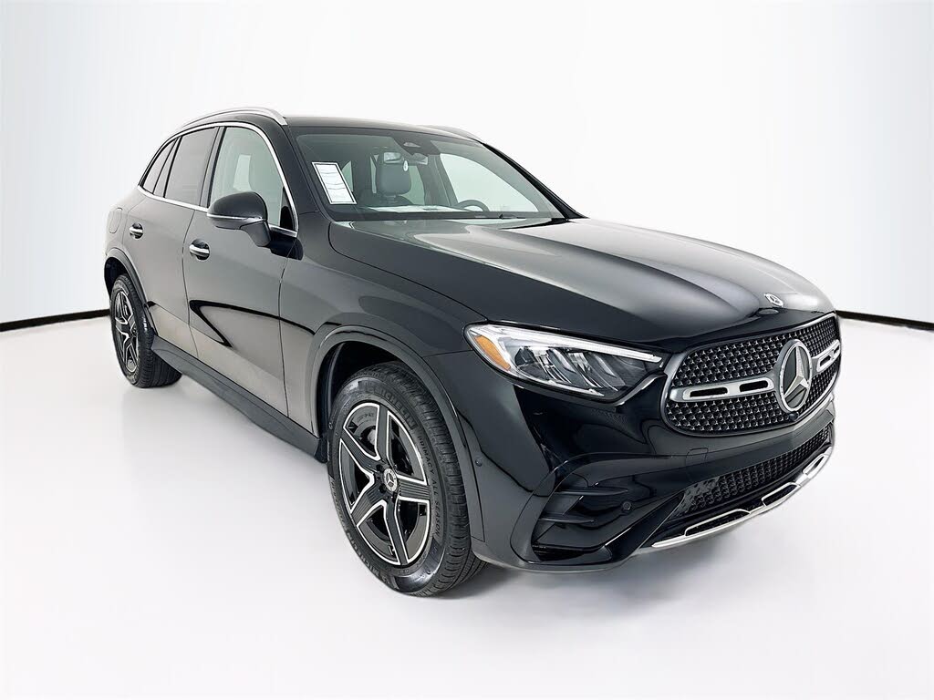 2026 Mercedes-Benz GLC 300 RWD