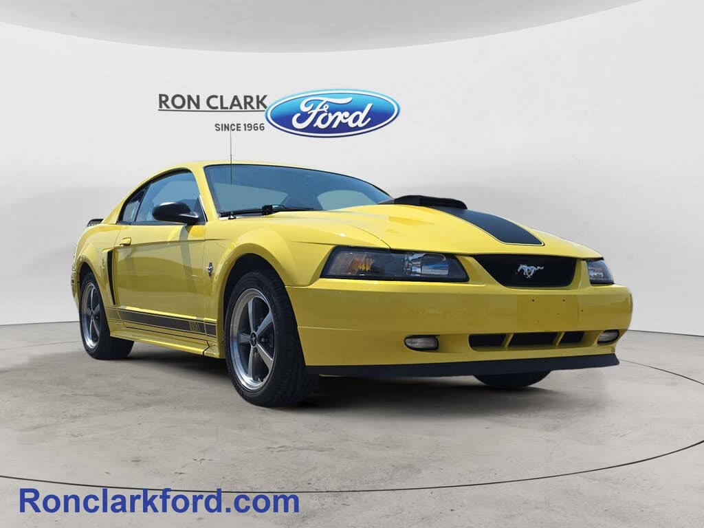 2003 Ford Mustang Mach 1 Coupe RWD
